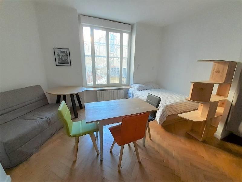 Studio - 27 m² - 1 pièce