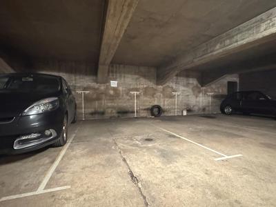 Parking - 13 m²