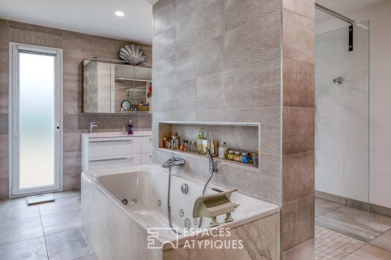 Demeure - 295 m² - 8 pièces