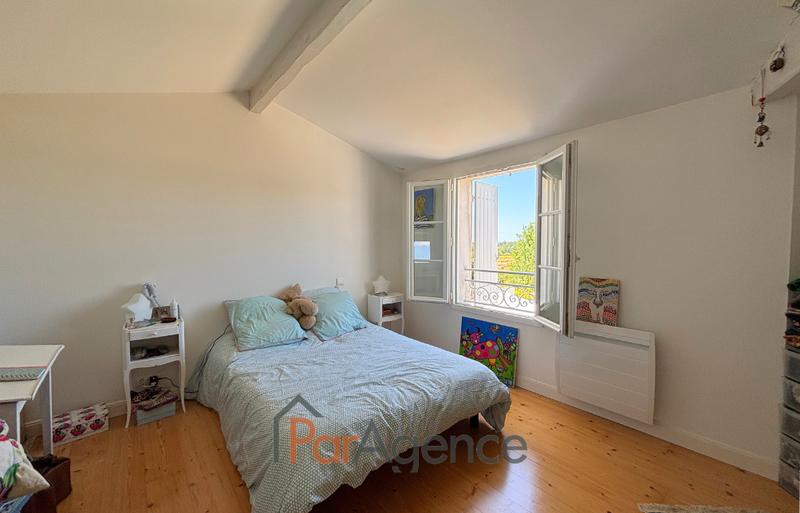 Maison - 204 m² - 5 pièces