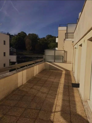 Appartement - 84 m² - 4 pièces