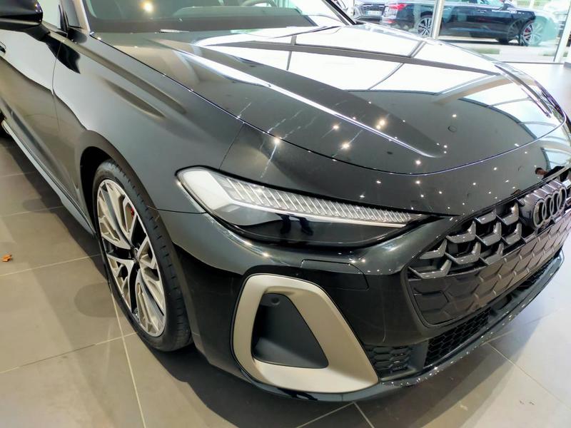 Audi A5 Avant Tfsi 204 ch s tronic 7 Quattro Launch Edition