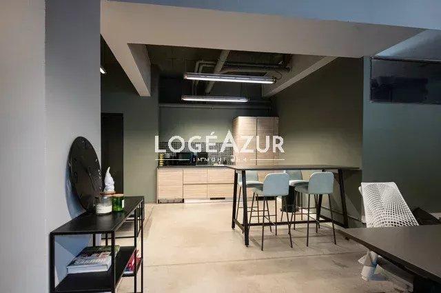 Bureau - 60 m² - 1 pièce