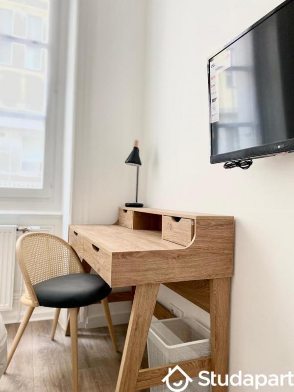 Chambre - 9 m² - 1 pièce