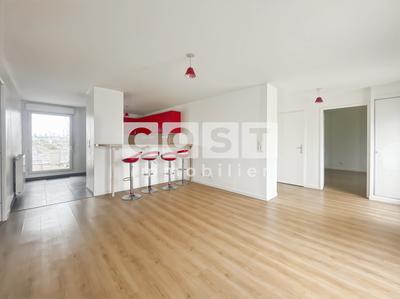 Appartement - 81 m² - 4 pièces