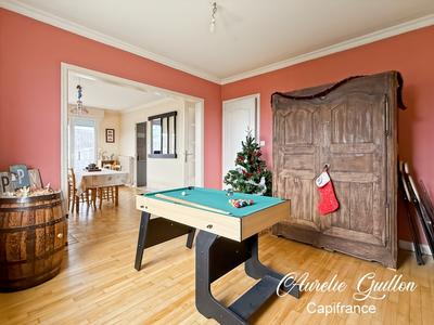 Maison - 135 m² - 8 pièces