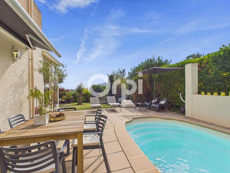 Maison - 94 m² - 3 pièces