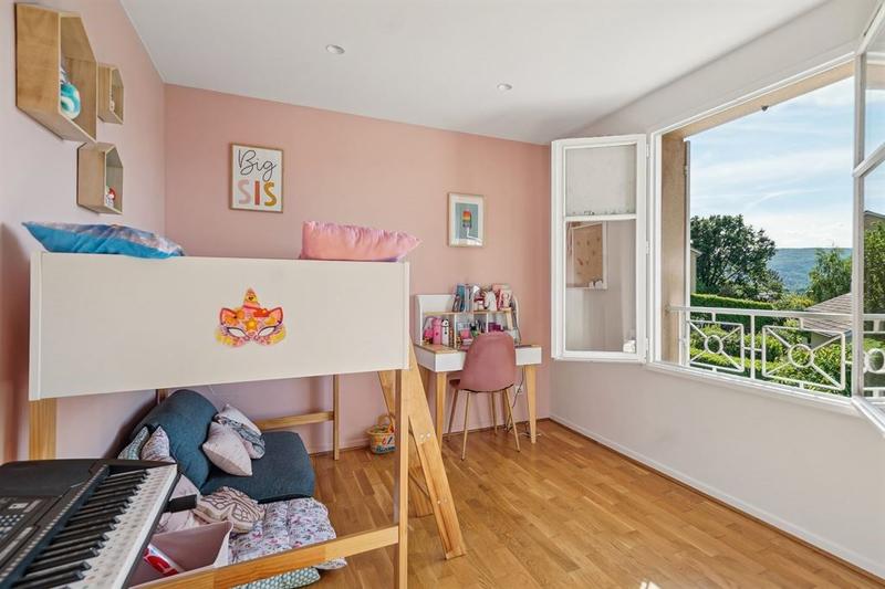 Maison - 179 m² - 6 pièces