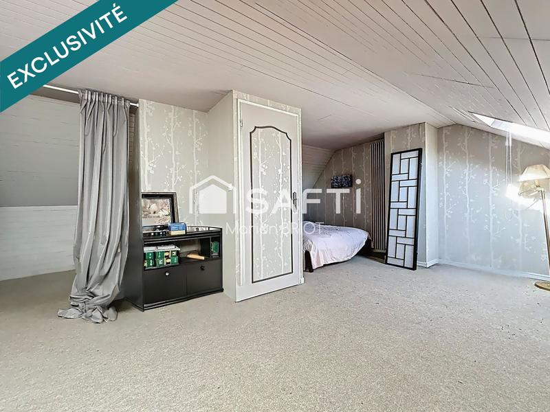 Maison - 93 m² - 5 pièces