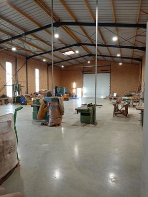 Entrepôt - 600 m²