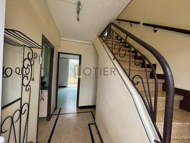 Maison - 89 m² - 5 pièces