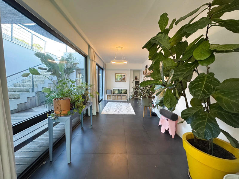 Maison - 160 m² - 4 pièces