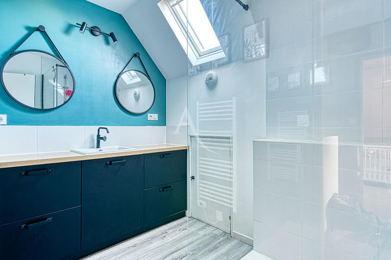 Maison - 150 m² - 6 pièces