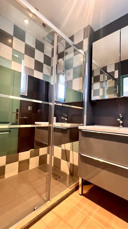 Maison - 121 m² - 5 pièces