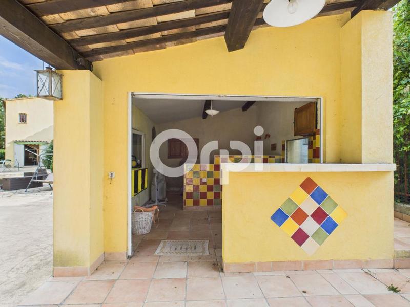 Maison - 200 m² - 6 pièces