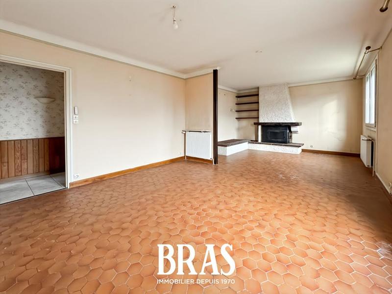 Maison - 149 m² - 7 pièces