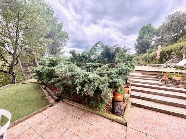 Maison d'architecte - 160 m² - 6 pièces