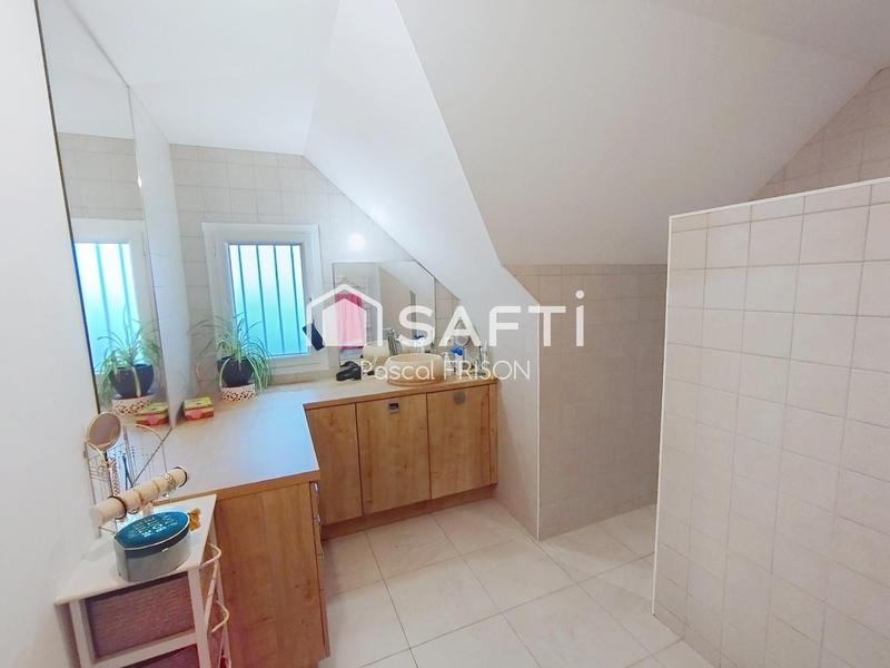 Maison - 196 m² - 7 pièces