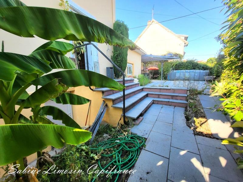 Maison - 105 m² - 4 pièces