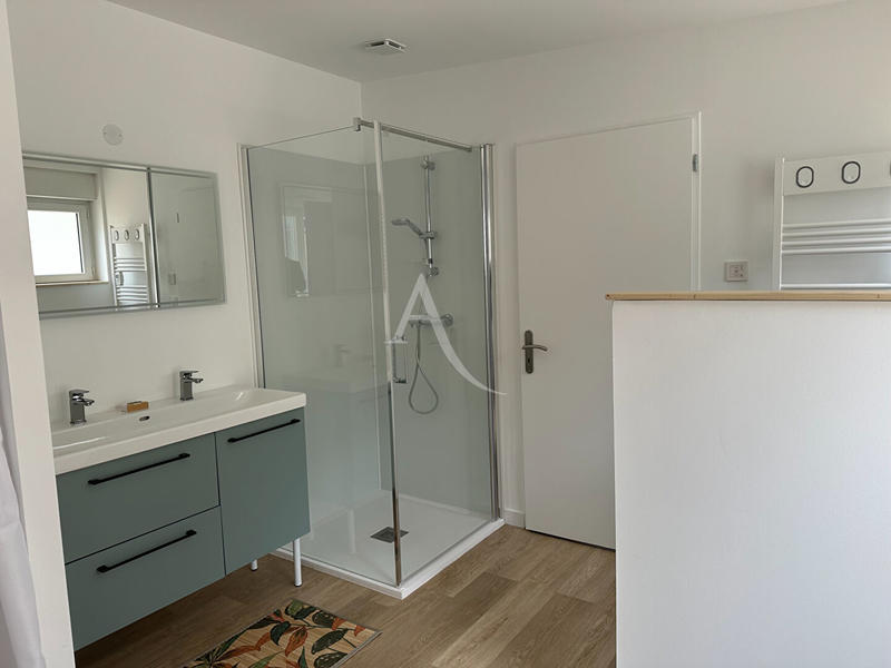 Maison - 96 m² - 4 pièces