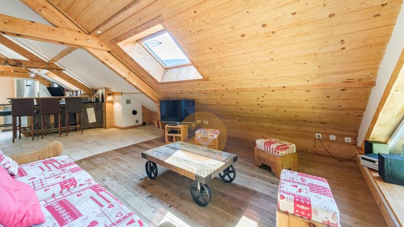 Châlet - 360 m² - 10 pièces