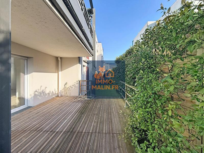 Appartement - 84 m² - 4 pièces