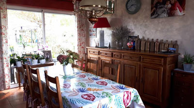 Maison - 146 m² - 7 pièces