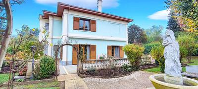 Maison - 342 m² - 7 pièces