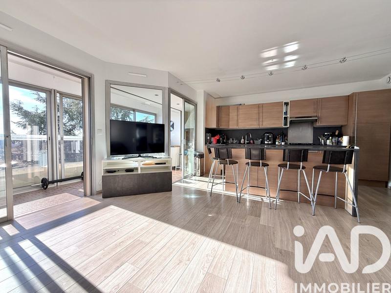 Appartement - 74 m² - 3 pièces