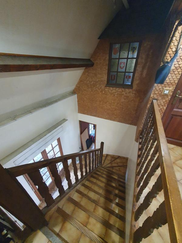 Propriété - 225 m² - 7 pièces