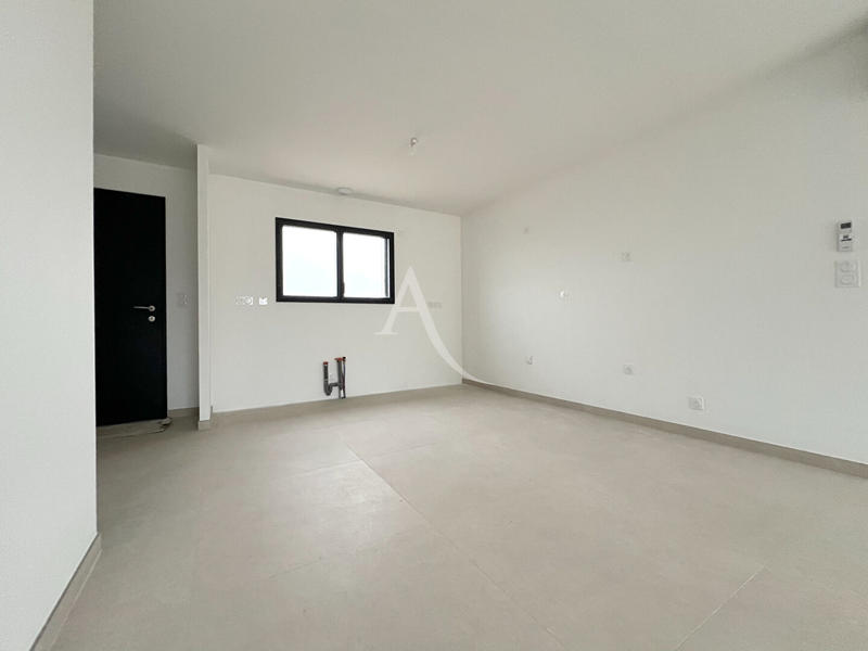 Maison - 84 m² - 4 pièces