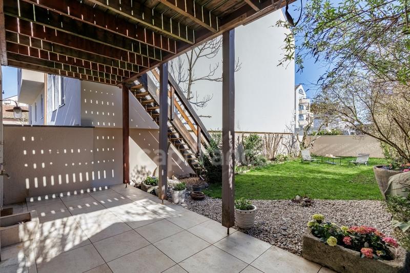 Maison - 195 m² - 7 pièces