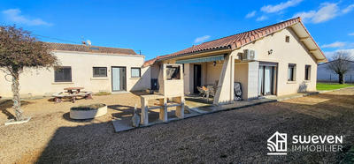 Maison traditionnelle - 125 m² - 5 pièces