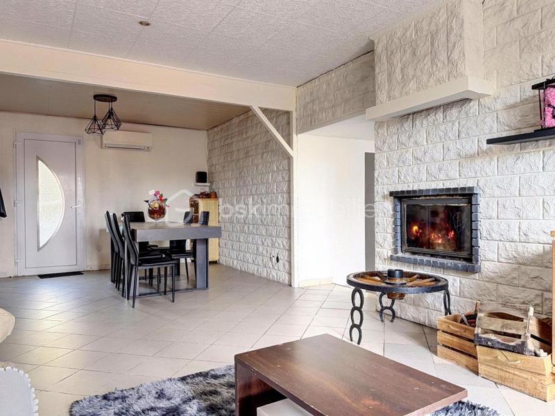 Maison traditionnelle - 155 m² - 6 pièces