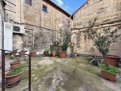 Appartement - 81 m² - 3 pièces