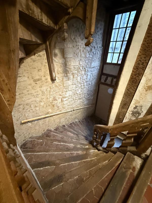 Maison - 200 m² - 6 pièces