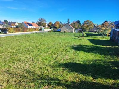 Terrain constructible - 1 001 m²