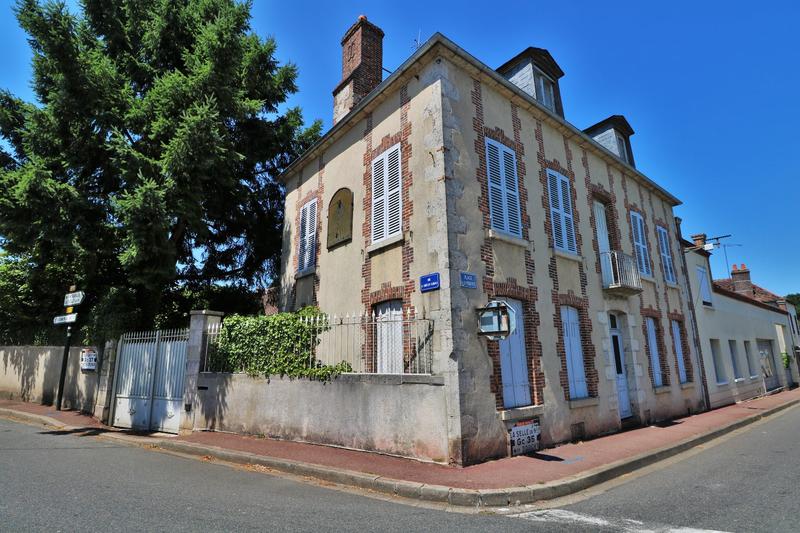 Maison de maîtres - 314 m² - 12 pièces