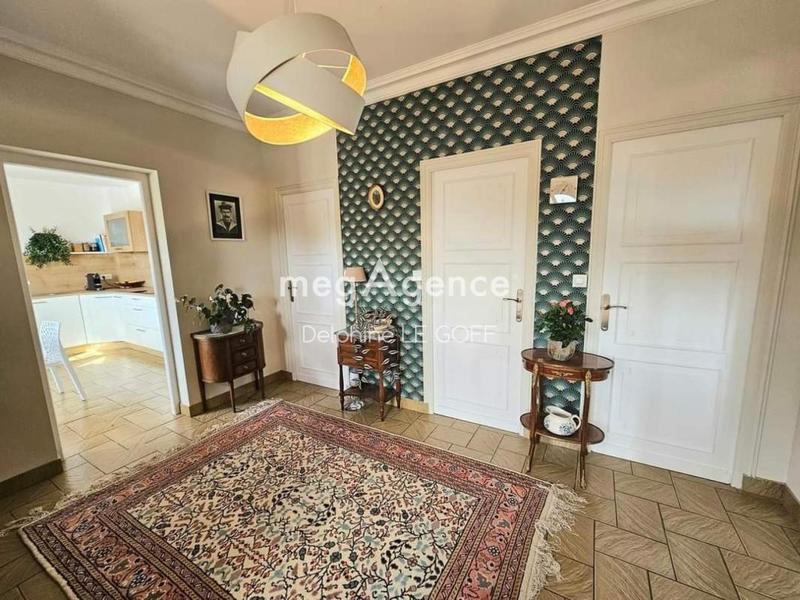 Maison ancienne - 224 m² - 9 pièces