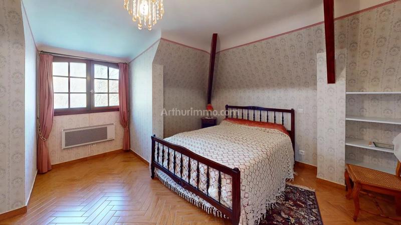 Maison - 146 m² - 6 pièces