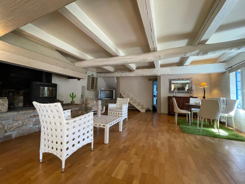 Maison - 170 m² - 7 pièces