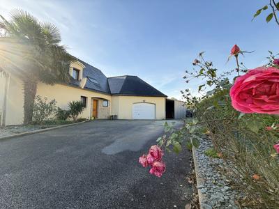 Maison - 153 m² - 10 pièces