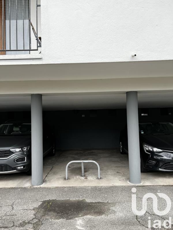 Parking - 11 m²