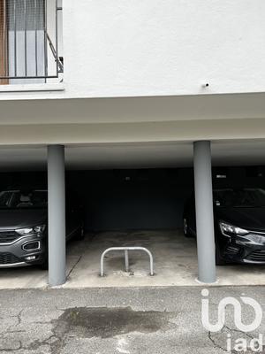 Parking - 11 m²