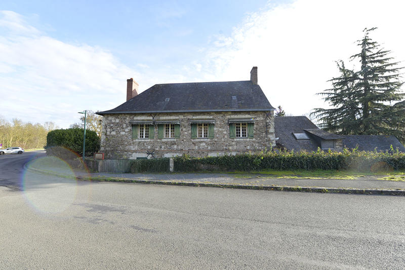 Maison - 286 m² - 8 pièces