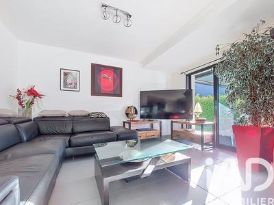 Maison - 107 m² - 8 pièces