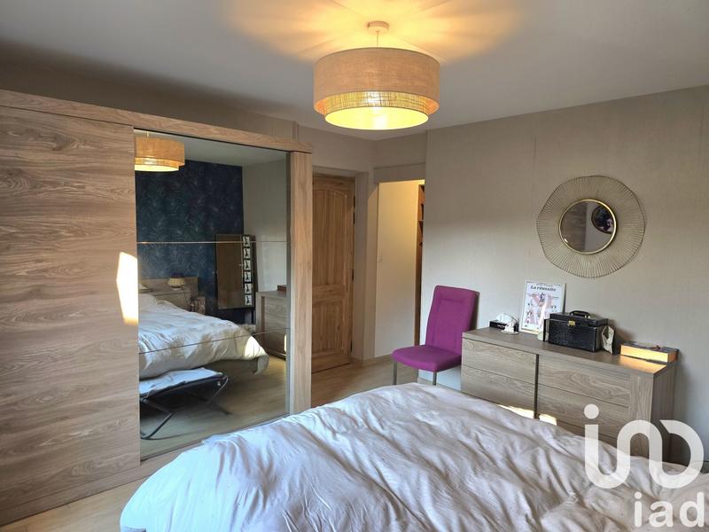 Maison - 213 m² - 7 pièces