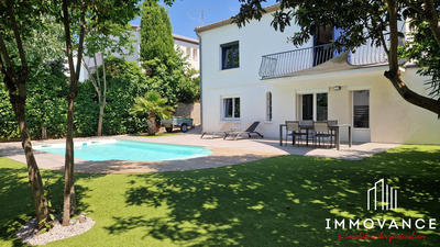 Maison - 175 m² - 6 pièces