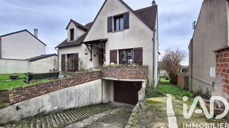 Maison - 174 m² - 7 pièces