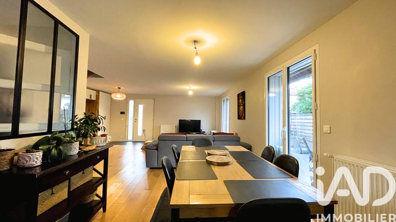 Maison - 117 m² - 5 pièces